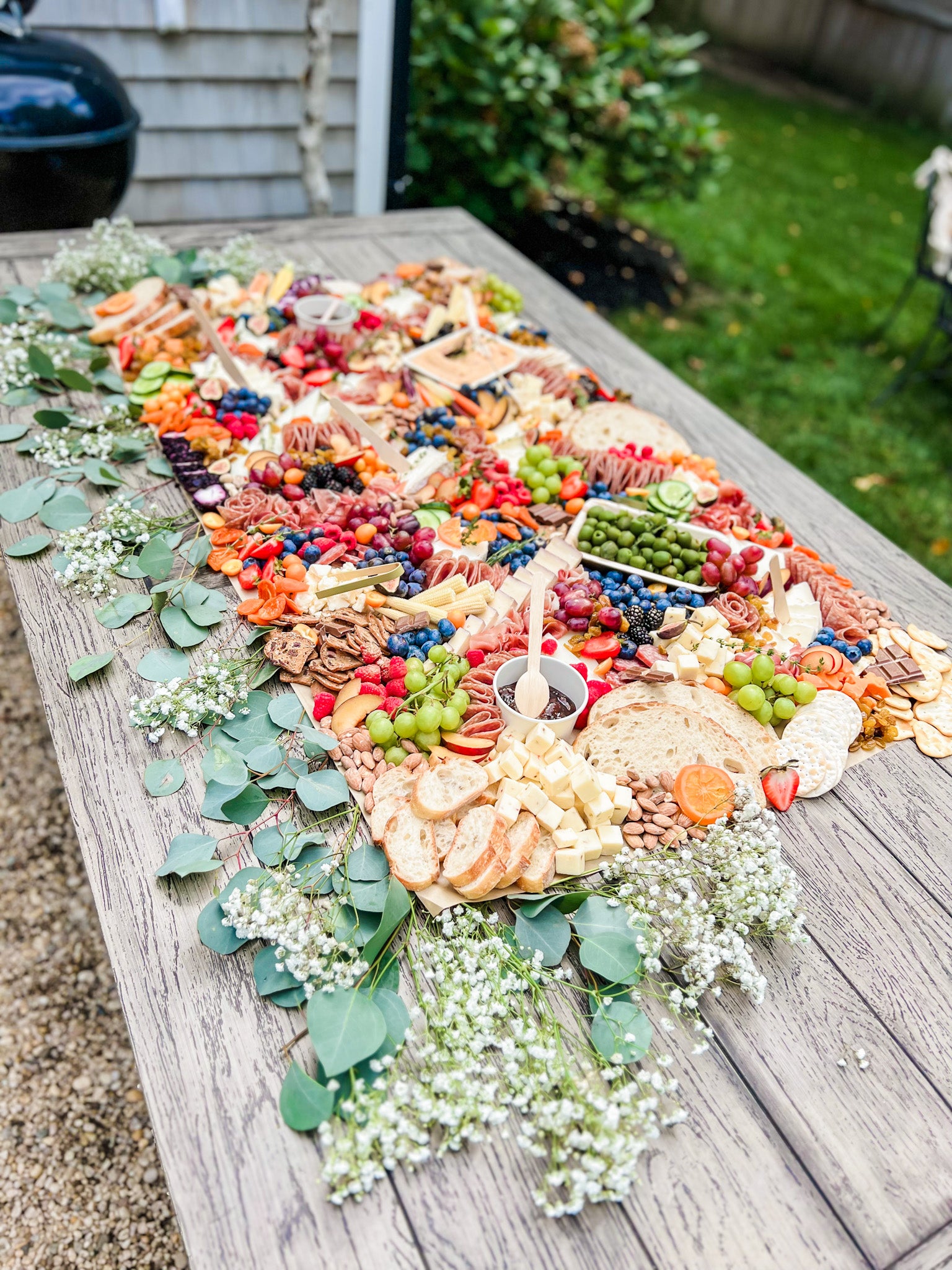 Grazing table to go 55-75guests – French Boards And Bites NY